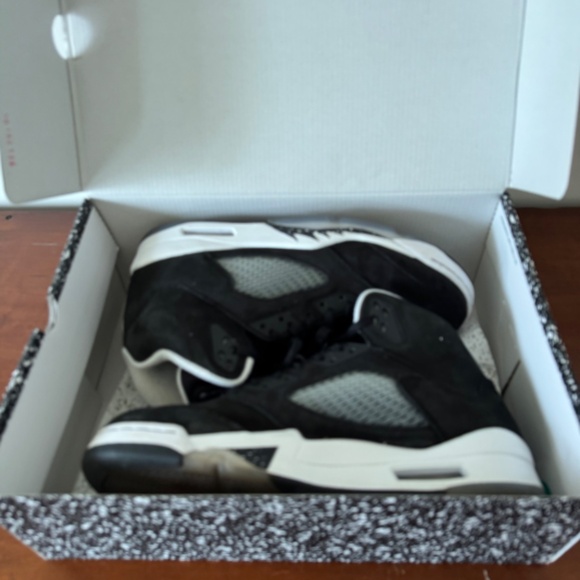 Air Jordan 5 Retro 'Oreo' Moonlight 2021- Size 9.5 - Picture 9 of 10